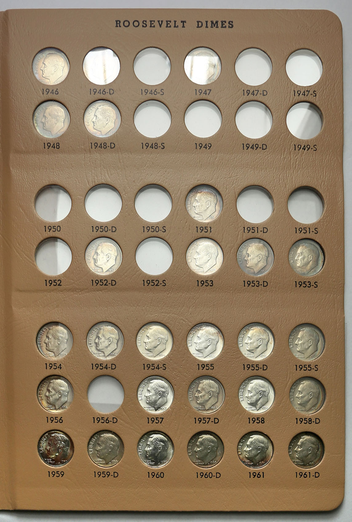 USA. Klaser z monetami 10 centów (Dime) 1946-2007, zestaw 111 sztuk, srebro i miedzionikiel